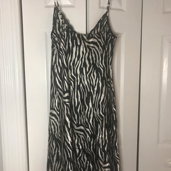 Nightdress - Picture 2 of 4